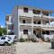 Apartments by the sea Mandre, Pag - 3084