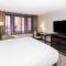 DoubleTree by Hilton Newark Penn Station, NJ - King Corner Room