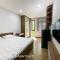 Moon Apartment
