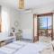 Mahalo Skopelos Suites