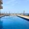 Amazing 3 bedrooms apartment with pool next to the sea
