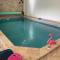 Les 4 Saisons Piscine intérieure