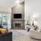 Overland Park Condo, Close to Lakes and Parks!