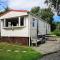 Hedgehog Holiday Home in the countryside, 10 mins to Lligwy beach