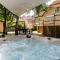 Wonderful house in Sarlat center with pool & jaccuzi