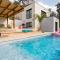 Villa modern Super-Cannes heated Pool, Parking, CLIM, 7 min to Cannes Beach