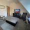 2 Bedroom 2 bathroom Apartment 8 including free parking