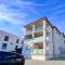 Princess Apartment with Sea View and Private Parking for 2 Cars