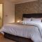 Spacious 4-Bedroom House in Aylesbury Ideal for Contractors Professionals or Larger Families