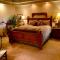 Yellowstone Cattle Baron EnSuite, Private Entrance & Parking - Prairie Rose B&B