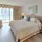 Charming South Hampton Condo Where Memories Begin