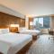 Hilton New York Times Square - Queen Room With Two Queen Beds