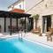 Blacksmith's House - rental house with heated pool