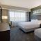 Embassy Suites by Hilton Atlanta Perimeter Center - Queen Suite Mit Zwei Queensize-Betten - Hören Zugänglich