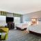 Hampton Inn & Suites Newark-Harrison-Riverwalk - Two Queen Bed Studio Suite With Waterview