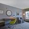 Hampton Inn & Suites Newark-Harrison-Riverwalk - King Studio Suite With Waterview