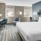 Hampton Inn Washington DC White House - Premium King Room - Non-Smoking