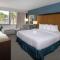 DoubleTree by Hilton Hotel Jacksonville Airport - King Room With Balcony Or Patio