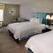 Hampton Inn Hilton Head - Habitación Queen Con Dos Camas Queen Con Estudio