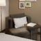 Hampton Inn Hilton Head - Habitación King Con Bañera Accesible - Movilidad Y Acceso A La Audición / No Fumadores