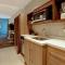Home2 Suites By Hilton Charlotte Uptown - Queen Studio - No Fumadores