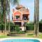 Family Villa in private Urbanisation with large community pool