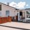 Wheelchair accessible 2 bedroom bungalow Dog Friendly