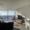 Designer 1 BR Apt in Wollongong with Ocean Views