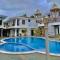 Grihaa.1 1BHK Pool Balcony Fully equipped