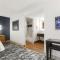Hampton Inn & Suites Austin-Downtown/Convention Center - King Studio Suite - Non-Smoking