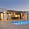 Villa Tropicana, luxury villa with pool by Sternes Properties