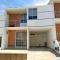 Casa en Anapoima capacidad hasta 9 personas en Condominio con piscina