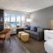 Holiday Inn Resort Panama City Beach, an IHG Hotel - Standard King Room With Sofa Bed - Oceanfront