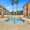 3 BR Condo 2 Pools Hot Tub Walk to Beach