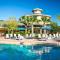 Spacious 3/2 Condo Near Disney Parks