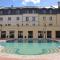 Disneyland Deluxe flat, outside pool, Climatisation, 1 min to Disney Parks