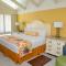 Best Western Plus Yacht Harbor Inn