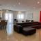 Marsaxlokk, Cozy, Spacious 3 Bedroom Maisonette, 1 min walk from Seafront