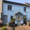 Quay Cottage Nautical themed Right on the estuary Dittisham Family friendly
