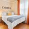 Cozy Oceanside Retreat-Walk to Beach!