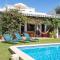 Chalet en Biniancolla con piscina y jardin