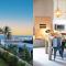 Seaside Stay - Beachfront/ Backup Inverter/ Housekeeping