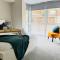 Ground Floor 1-Bed Flat in Newmarket - WiFi Sleeps 3 Guests