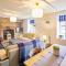Host & Stay - Dotty's Coastal Retreat