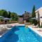 Holiday Houses Luan