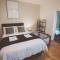 Well Equipped 5 beds 2 bathrooms town House in Coventry City near Amenties CONTRACTOR DIGS 5 Beds