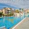 Casa del Sol 2BD Sunlit Townhouse with Pool in Kato Paphos, Private Patio, Free Parking