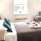 Kirriemuir 1-Bed Apartment Sleeps 2 Pet Friendly
