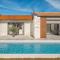 Modern villa Oliba with pool and grill in Rovinj