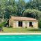 Charmante maisonnette avec jardin et piscine